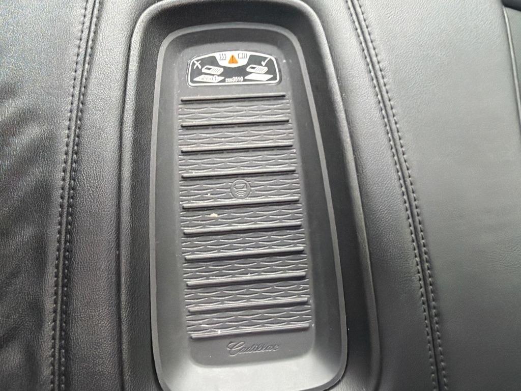 Cadillac Escalade 4WD 4dr Premium 2015