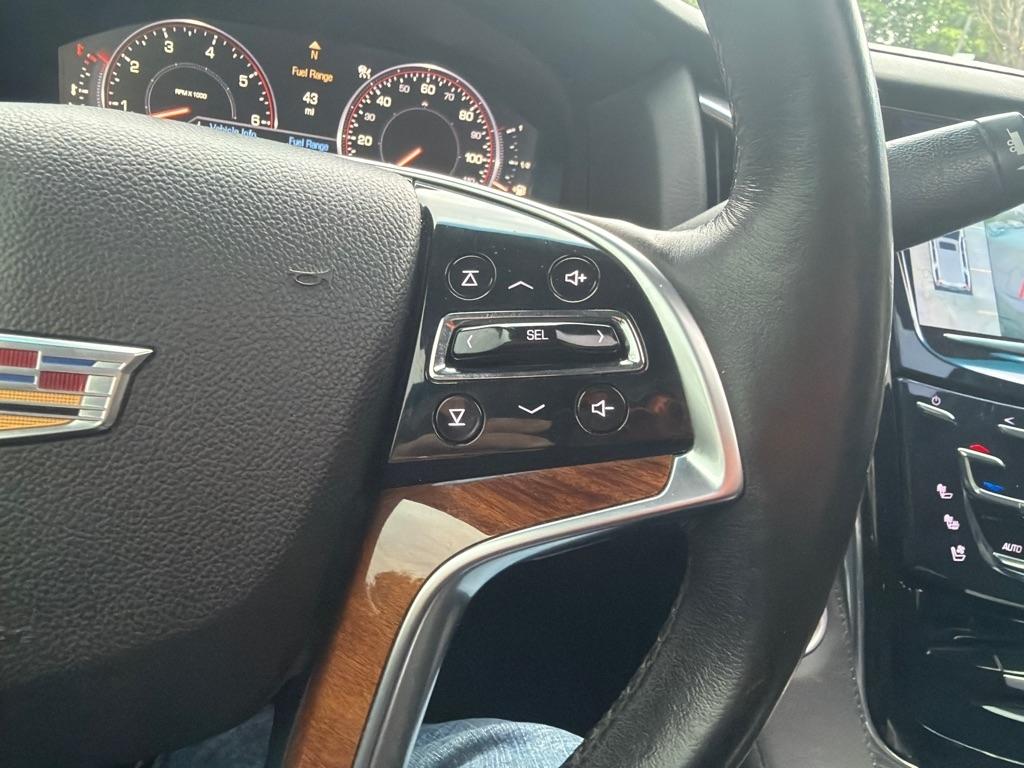 Cadillac Escalade 4WD 4dr Premium 2015