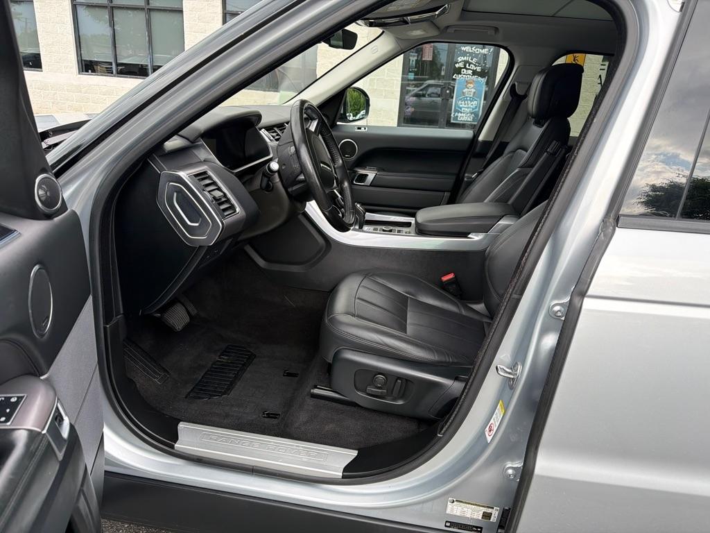 Land Rover Range Rover Sport HSE 4D SUV 2018