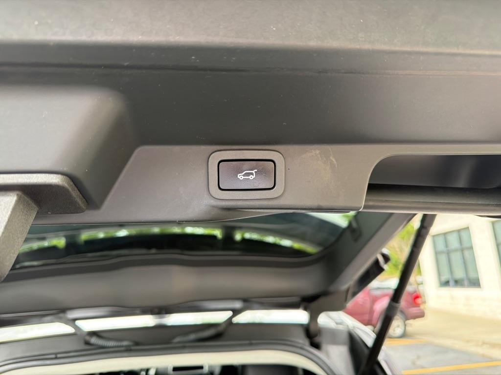 Land Rover Range Rover Sport HSE 4D SUV 2018