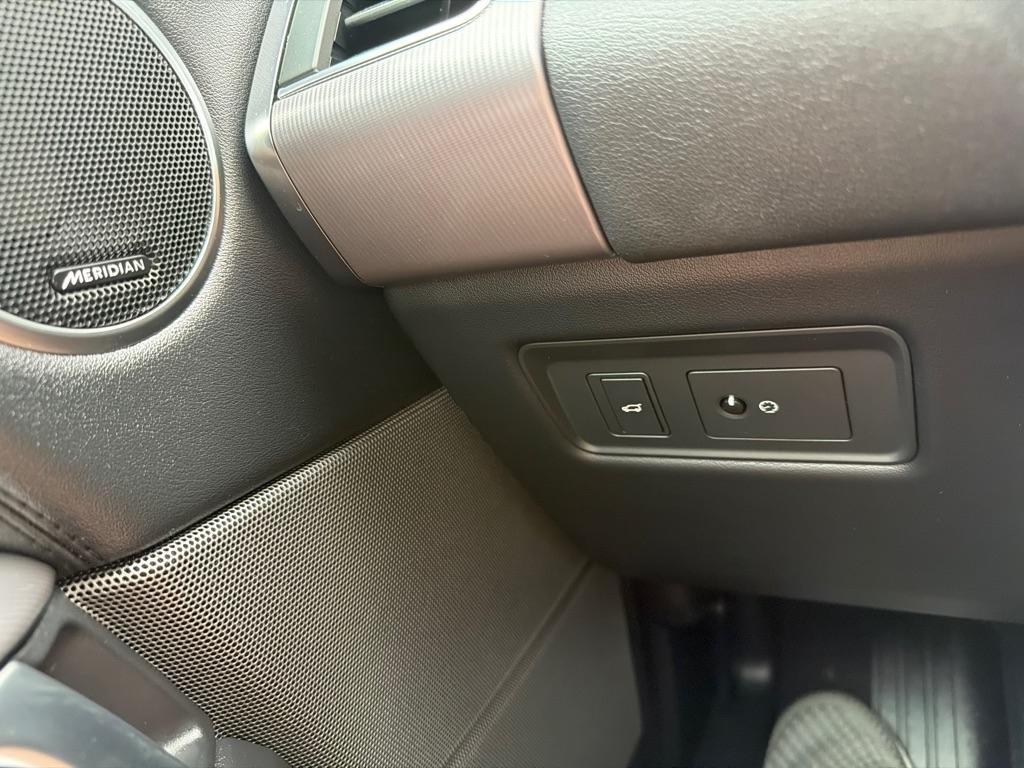 Land Rover Range Rover Sport HSE 4D SUV 2018