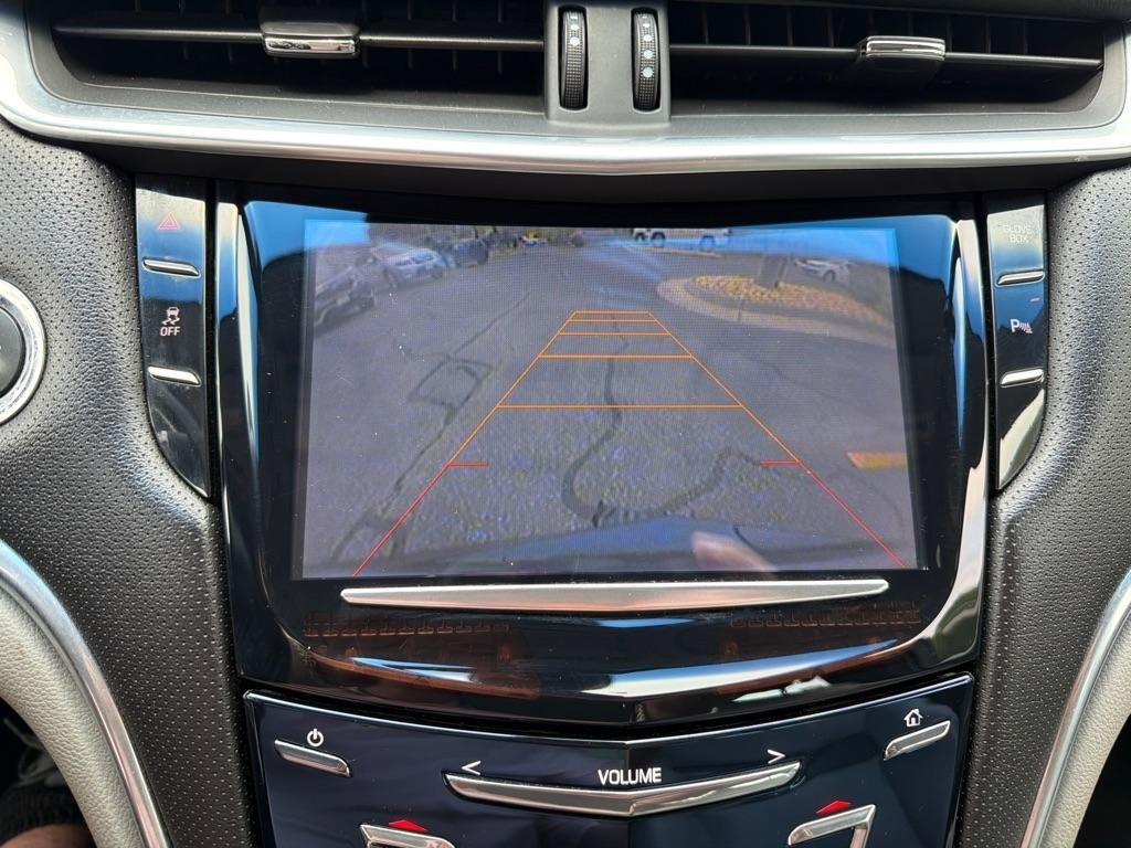 Cadillac XTS 4dr Sdn Luxury Collection AWD 2014