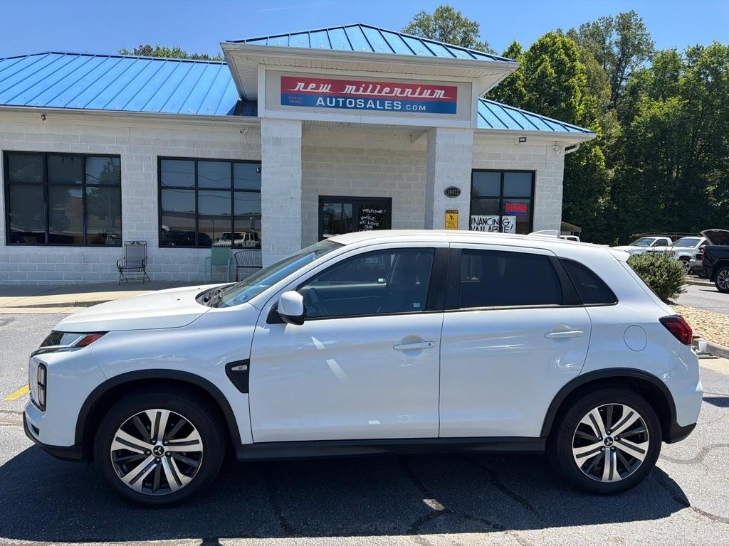 Mitsubishi Outlander Sport ES 2.0 CVT 2020