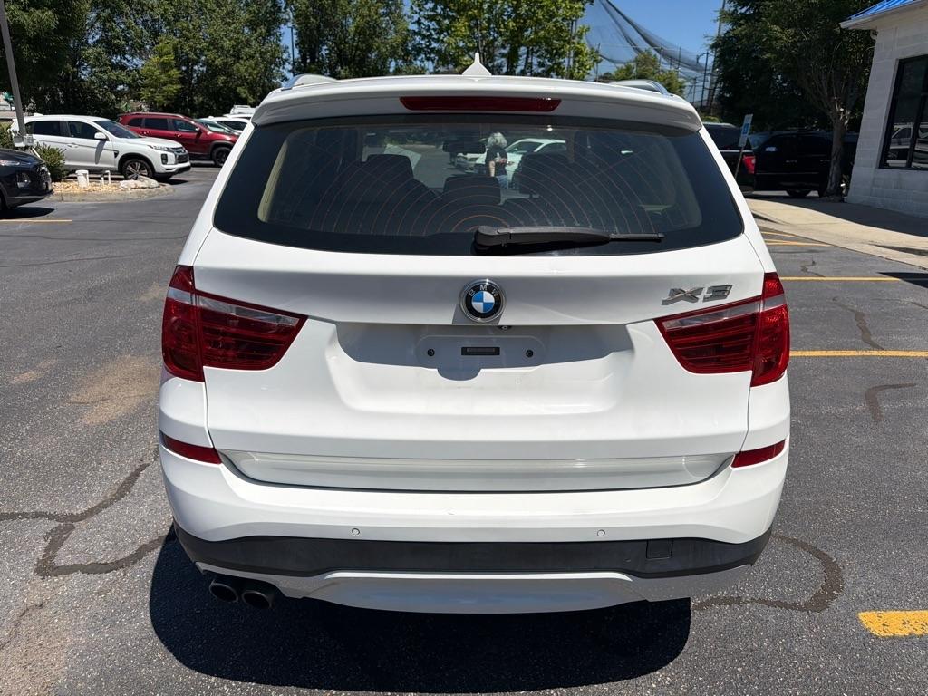 BMW X3 XDrive28i 4D SAV 2016