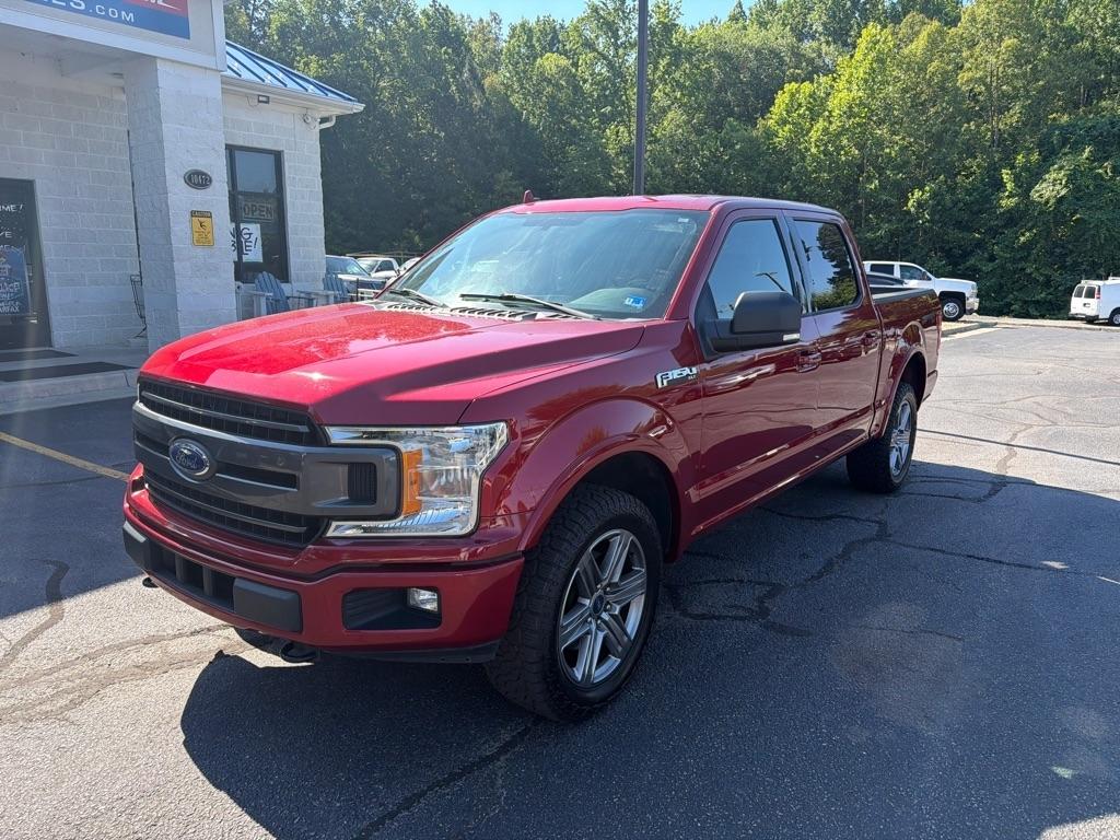 Ford F-150 4WD SuperCrew 145" XLT 2018