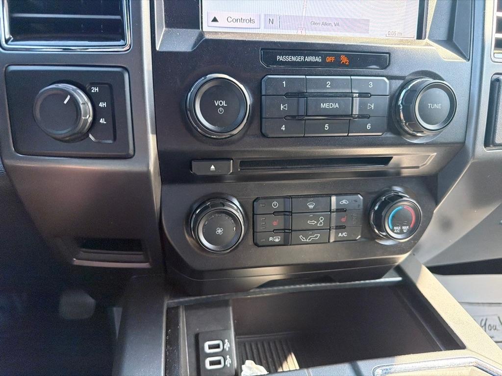 Ford F-150 4WD SuperCrew 145" XLT 2018