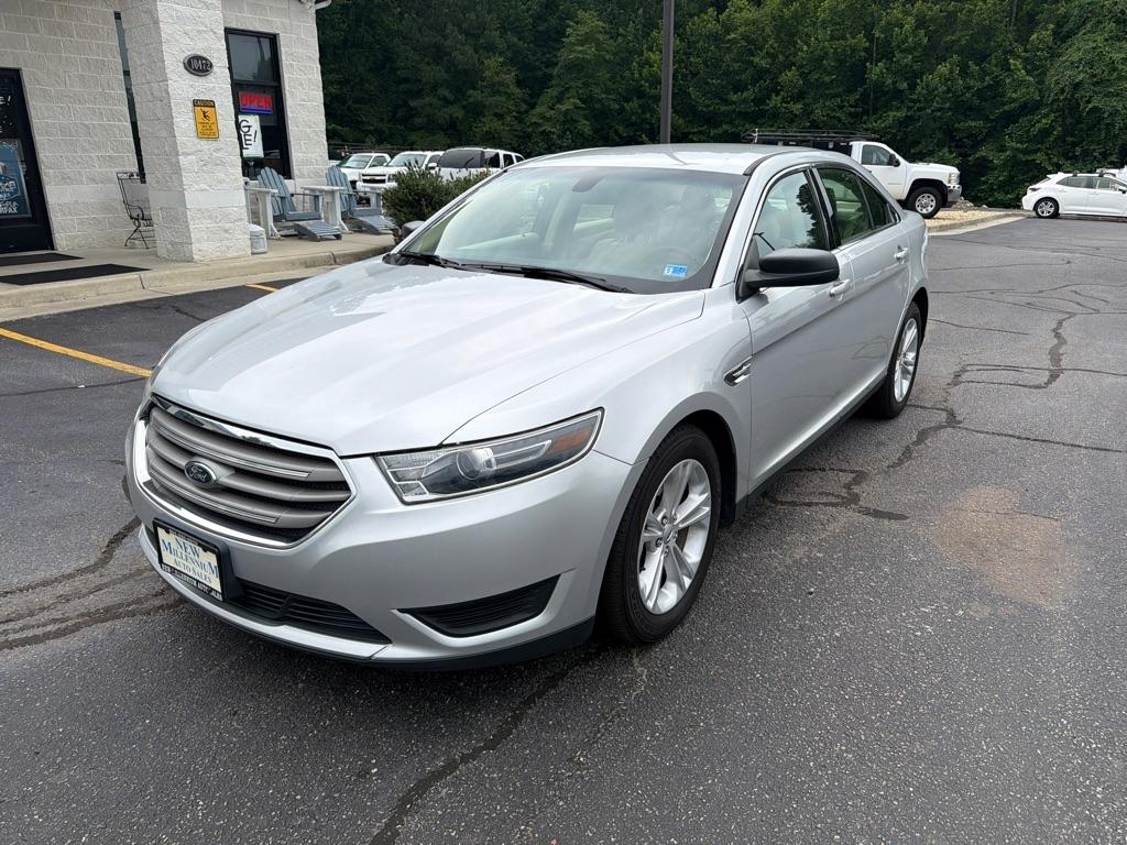 2019 Ford Taurus SE
