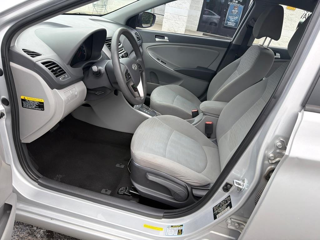 Hyundai Accent  2016