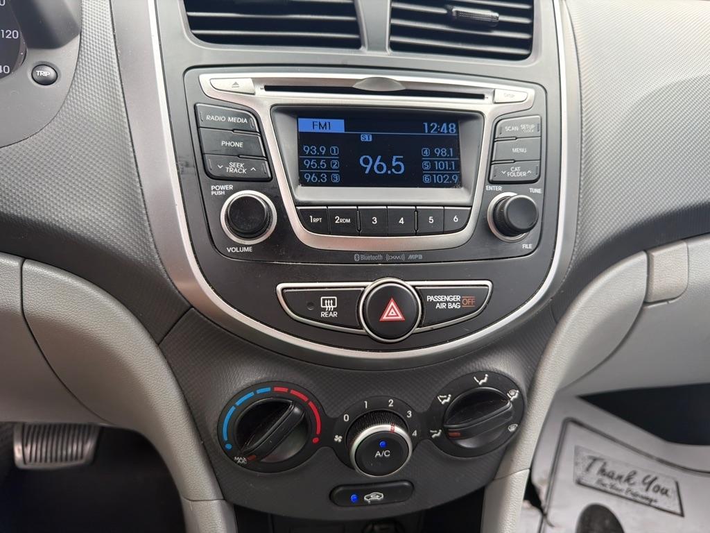Hyundai Accent  2016