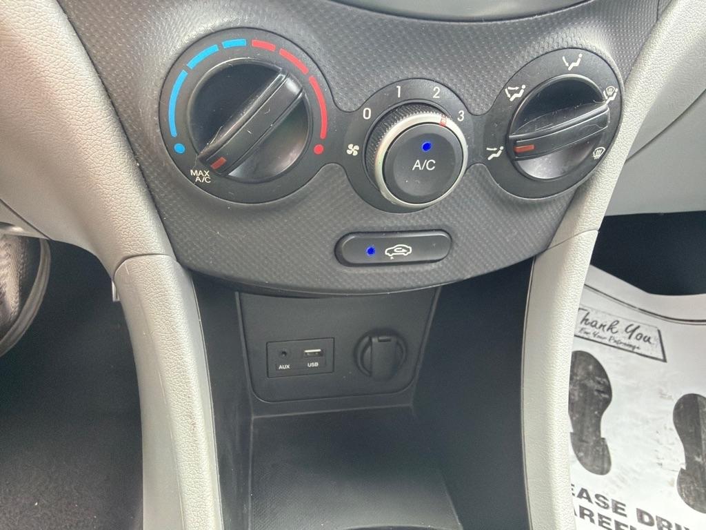Hyundai Accent  2016