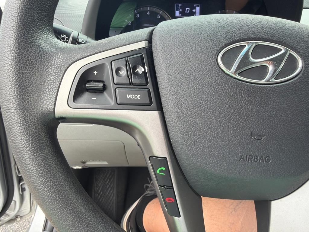 Hyundai Accent  2016
