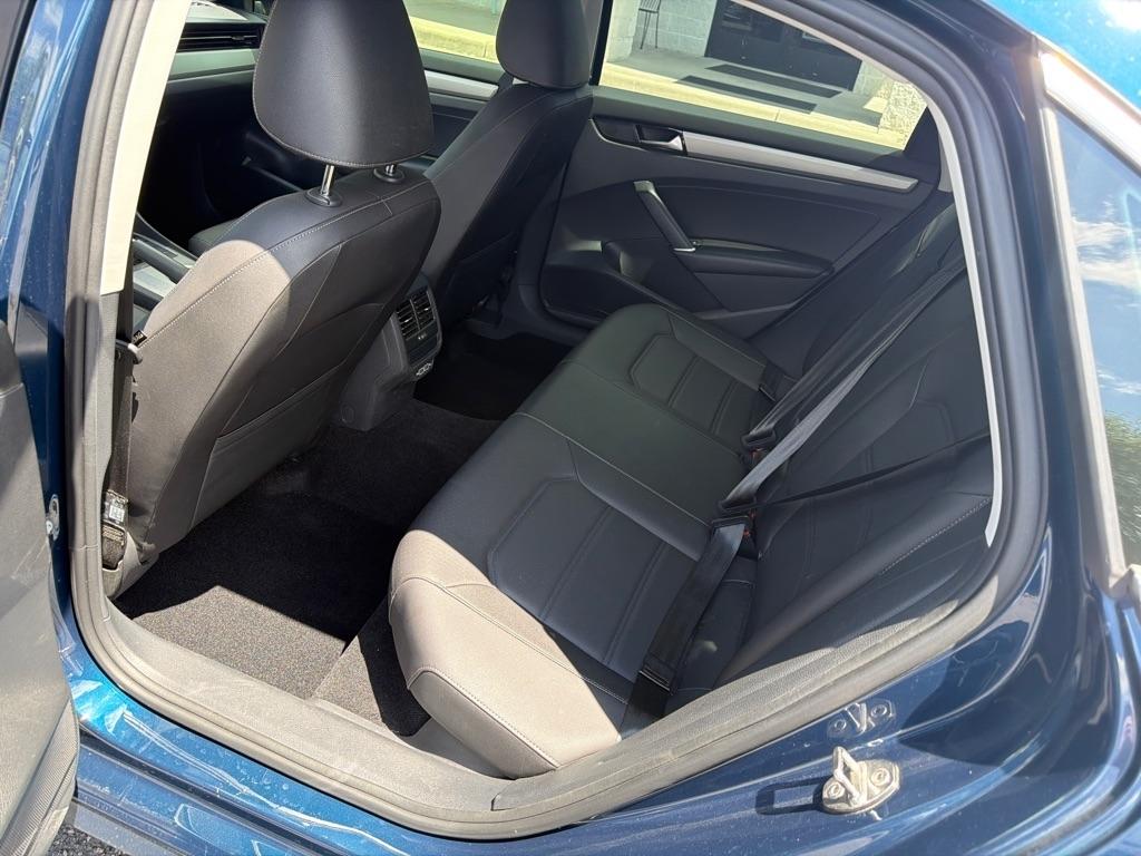 Volkswagen Passat 2.0T SE Auto 2021