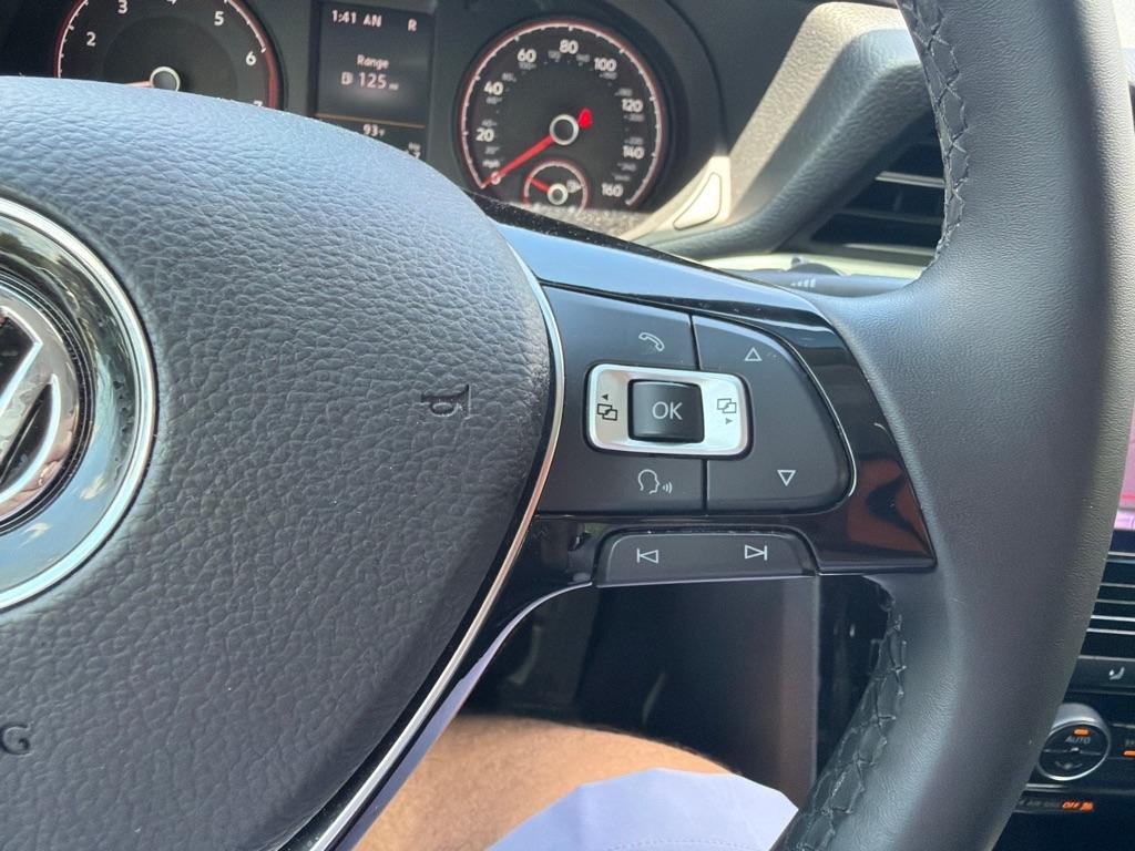 Volkswagen Passat 2.0T SE Auto 2021