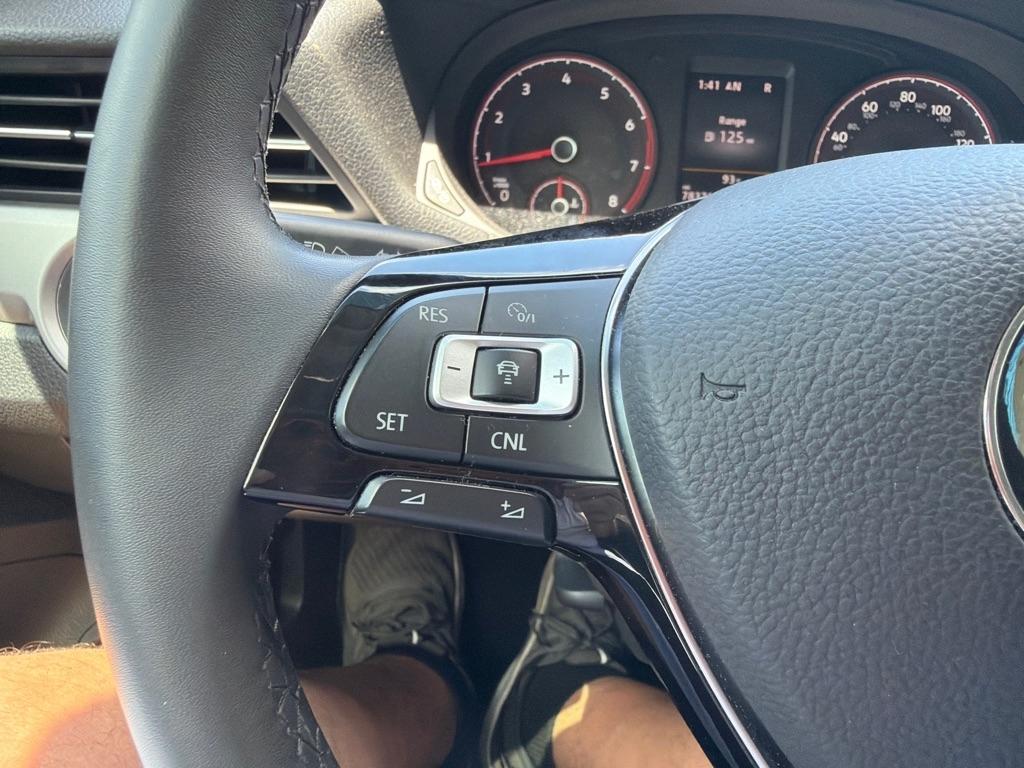 Volkswagen Passat 2.0T SE Auto 2021