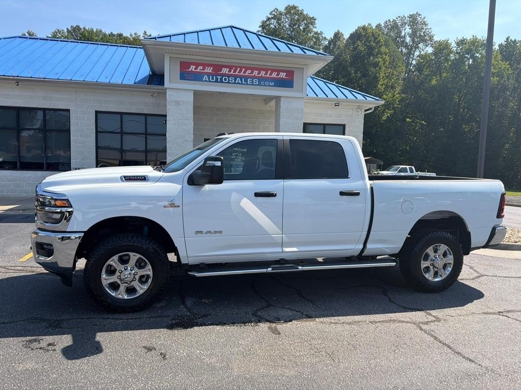 RAM 2500 Big Horn 4x4 Crew Cab 6'4" Box 2025