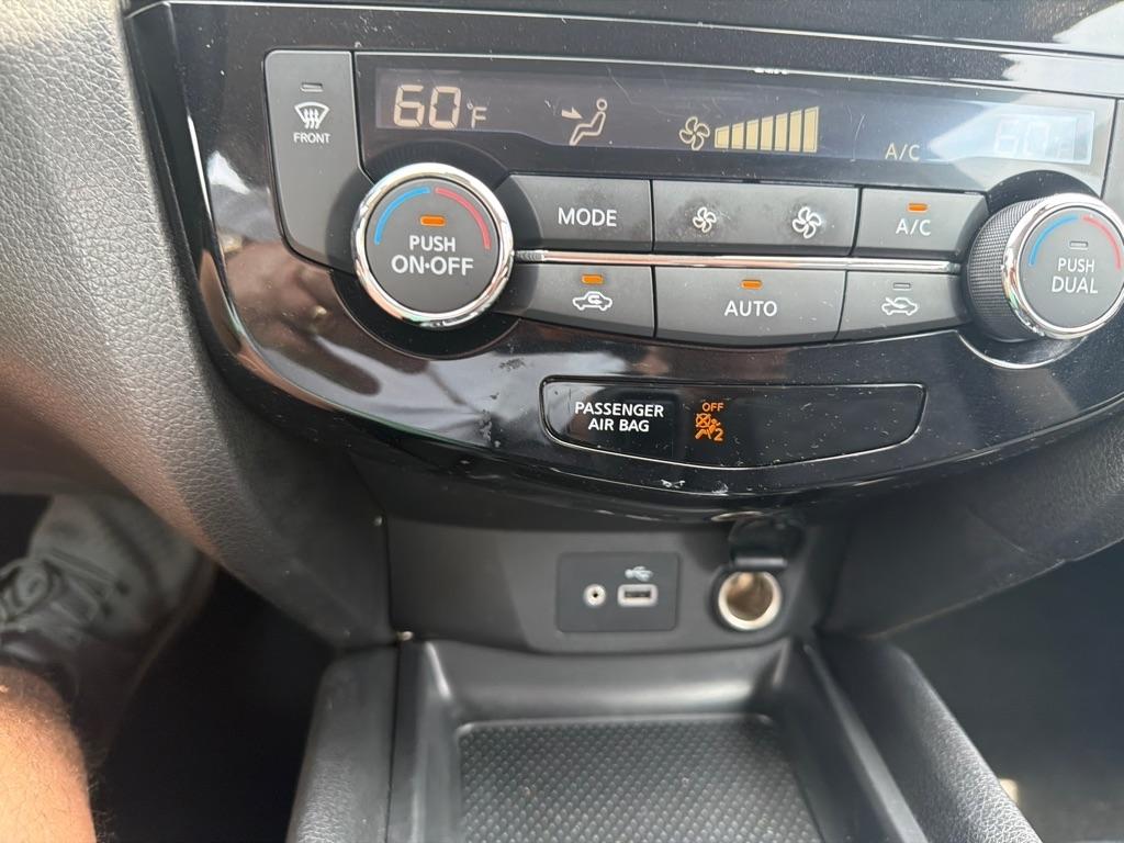 Nissan Rogue Sport FWD SV 2020