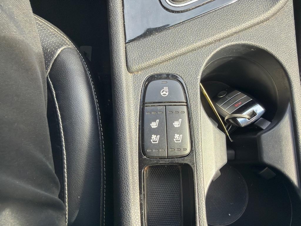 Kia Niro Touring FWD 2017