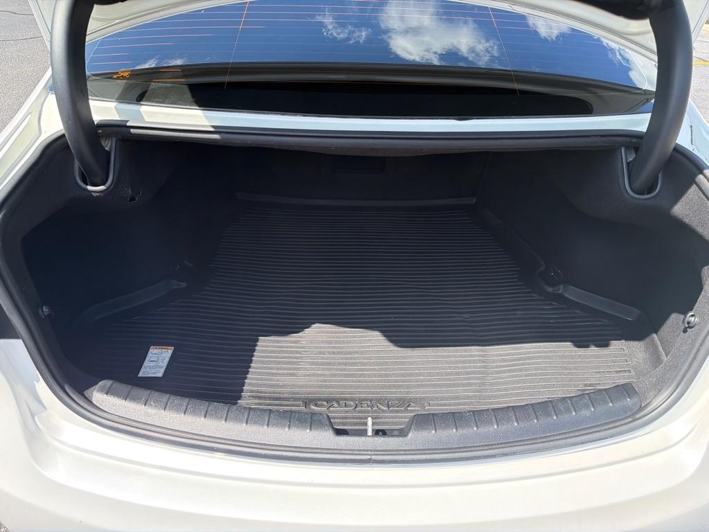 Kia Cadenza Premium 4D Sedan 2017