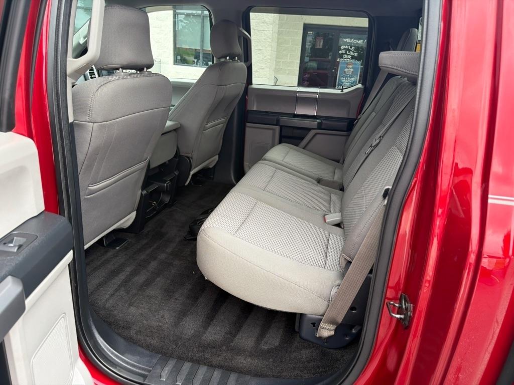 Ford F-150 4WD SuperCrew 145" XLT 2015