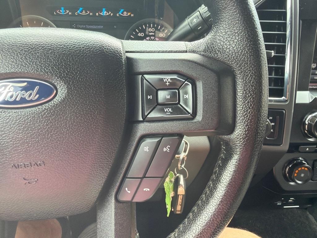 Ford F-150 4WD SuperCrew 145" XLT 2015