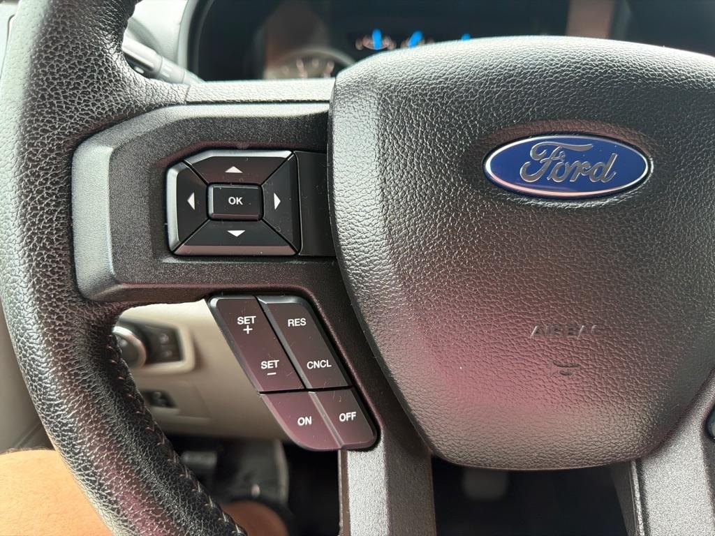 Ford F-150 4WD SuperCrew 145" XLT 2015