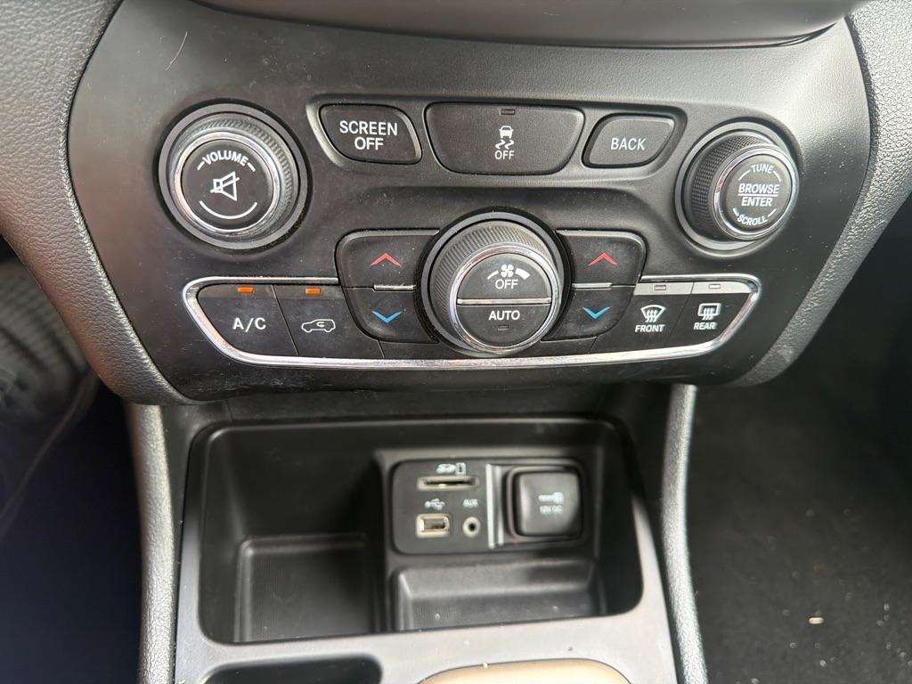 Jeep Cherokee FWD 4dr Limited 2016