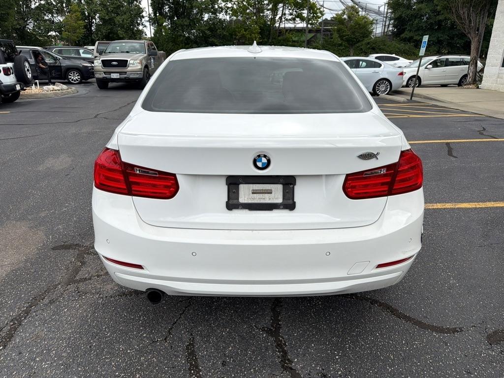 BMW 3 Series 4dr Sdn 320i RWD South Africa 2015