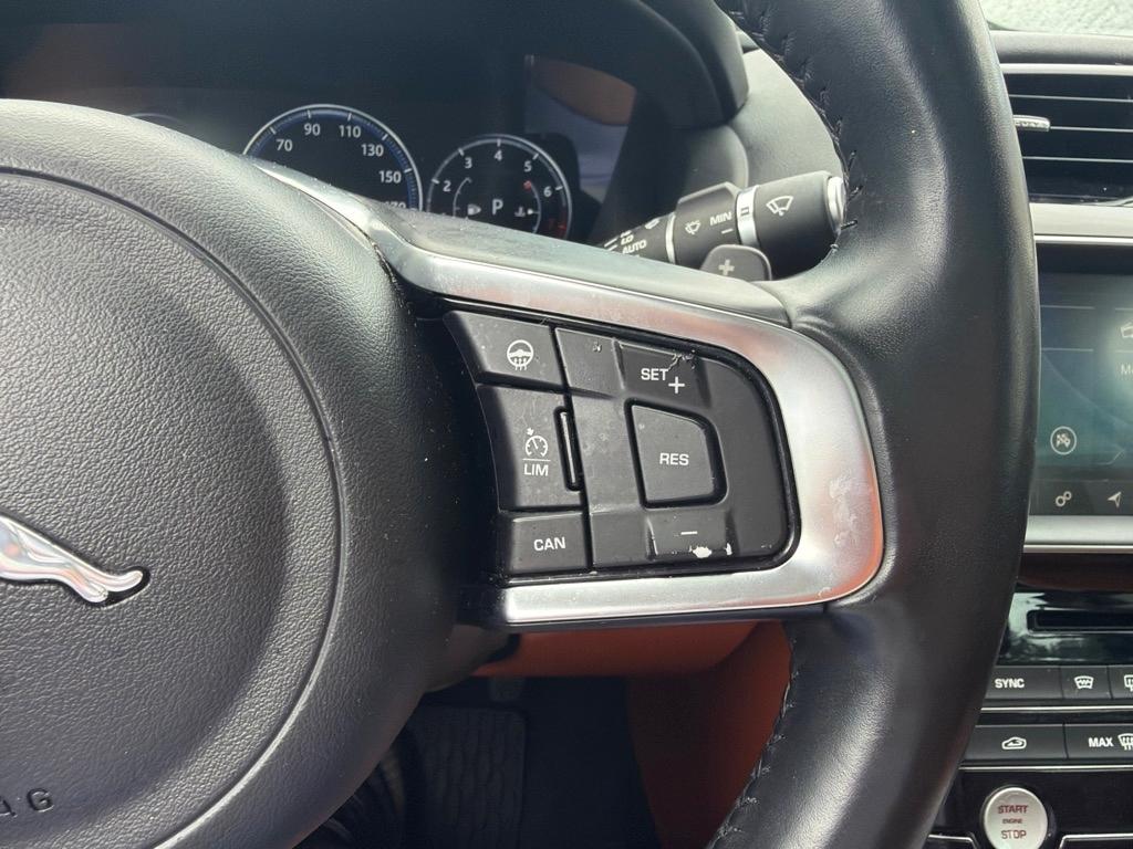 Jaguar XE 35t Portfolio Limited Edition AWD *Ltd Avail* 2018