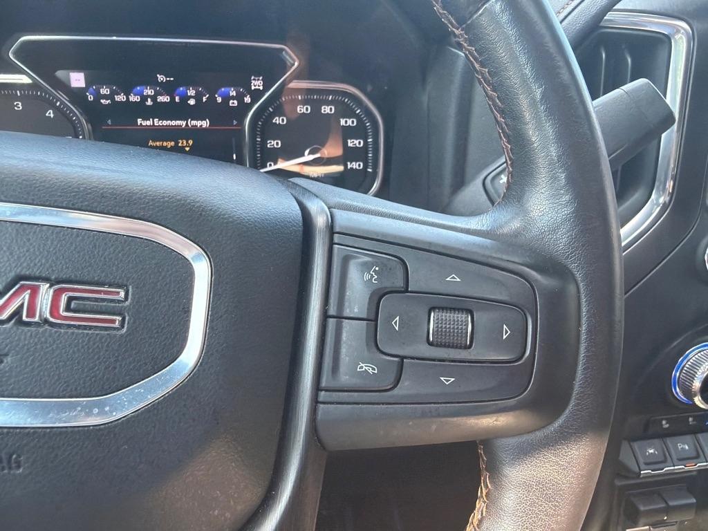 GMC Sierra 1500 4WD Crew Cab 147" AT4 2021