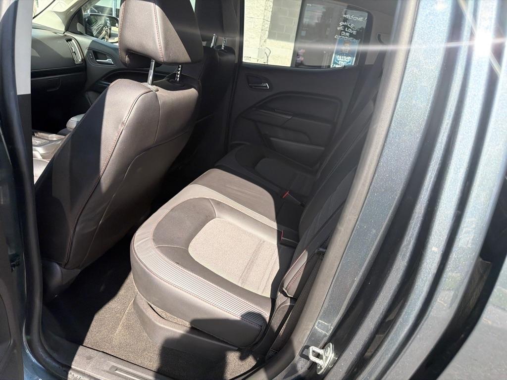 GMC Canyon 4WD Crew Cab 140.5" SLE 2015