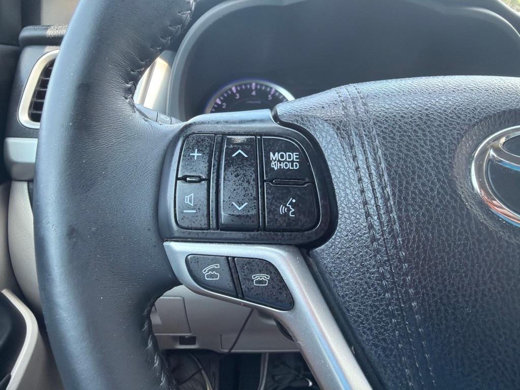 Toyota Highlander AWD 4dr V6 Limited (Natl) 2016