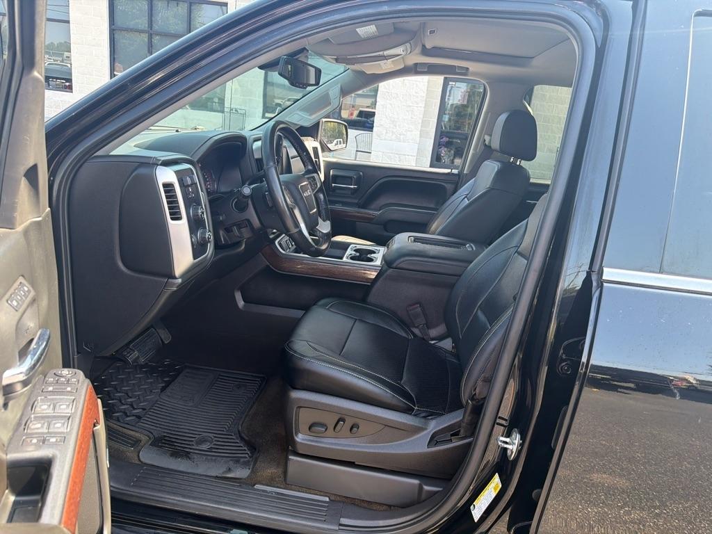 GMC Sierra 1500 4WD Crew Cab 143.5" SLT 2016