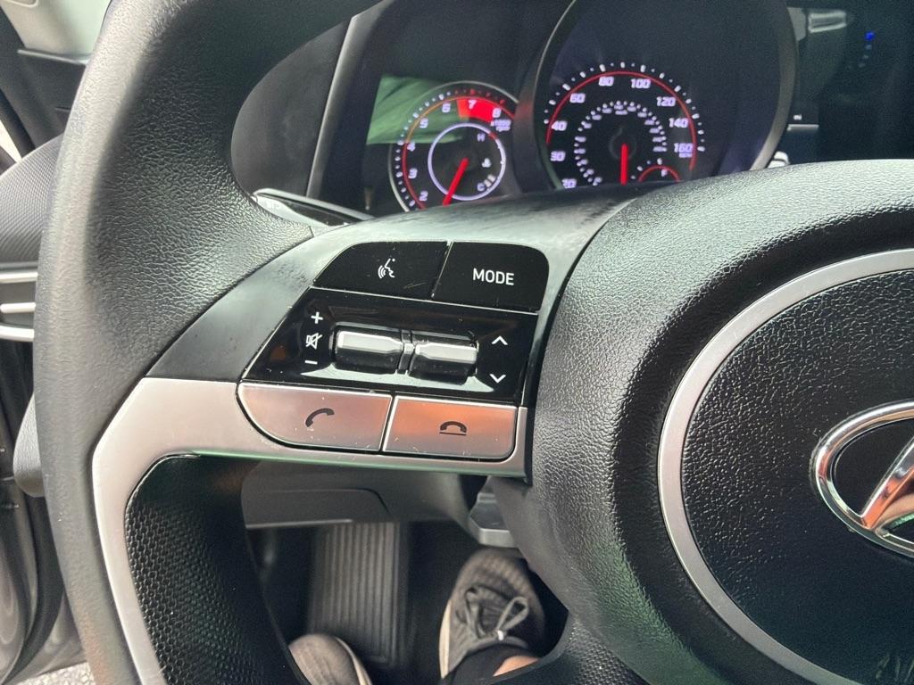 Hyundai Elantra SE IVT 2023