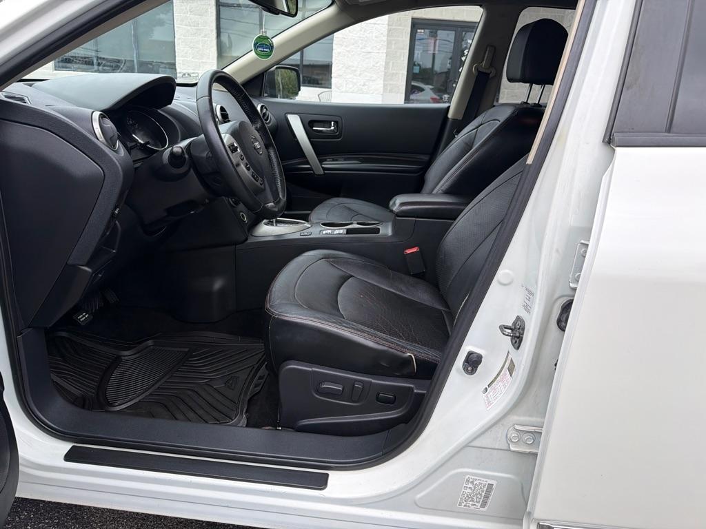 Nissan Rogue SL 4D SUV AWD 2012
