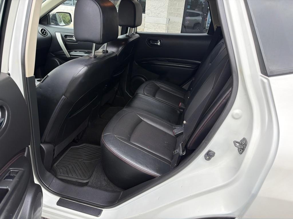 Nissan Rogue SL 4D SUV AWD 2012