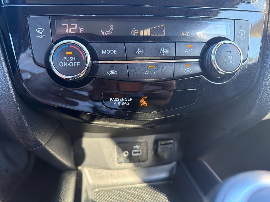 Nissan Rogue SV 4D SUV AWD 2019