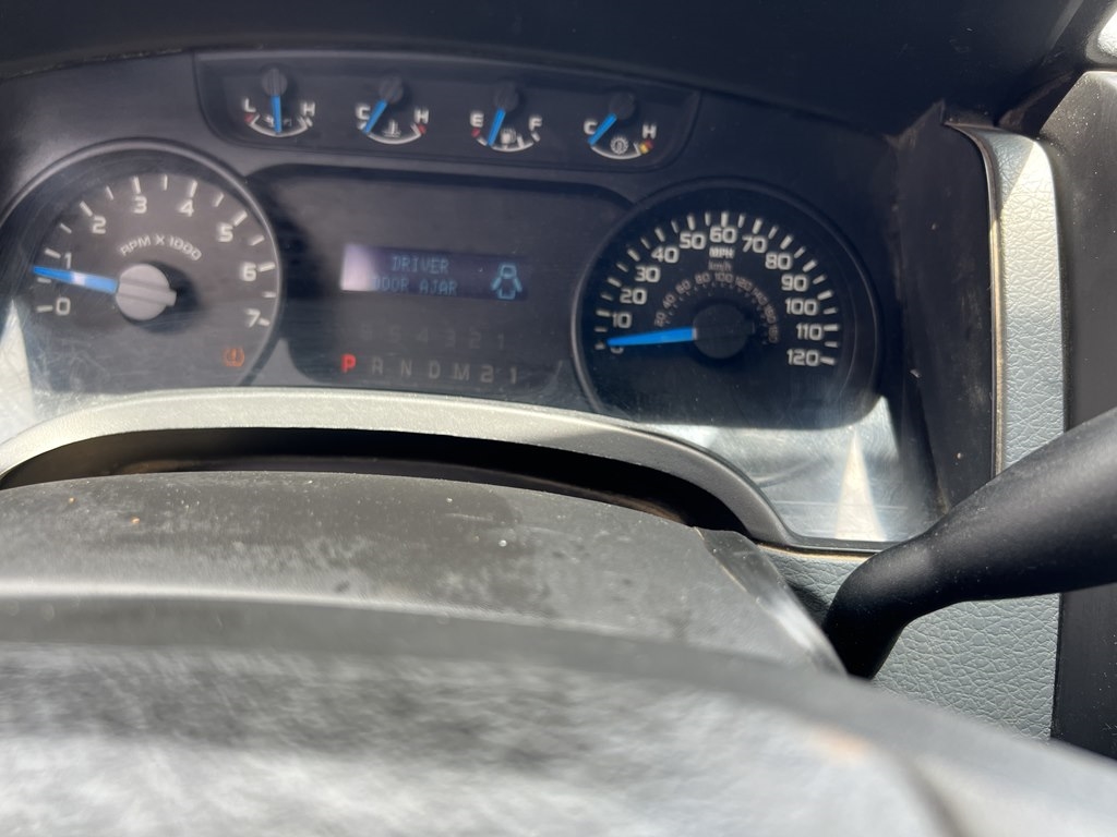 Ford F-150 XL 8-ft. Bed 4WD 2014