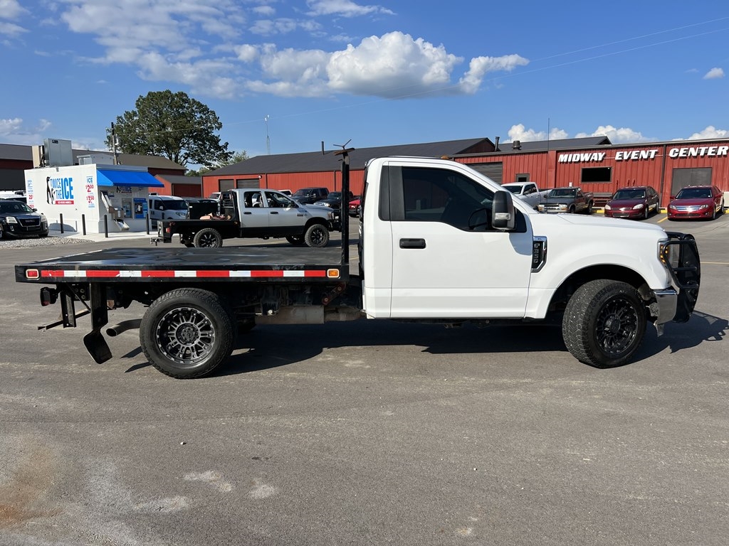2019 Ford F-350 Super Duty Chassis Cab XL's photo