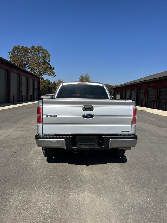 Ford F-150 XL SuperCab 8-ft. Bed 4WD 2013