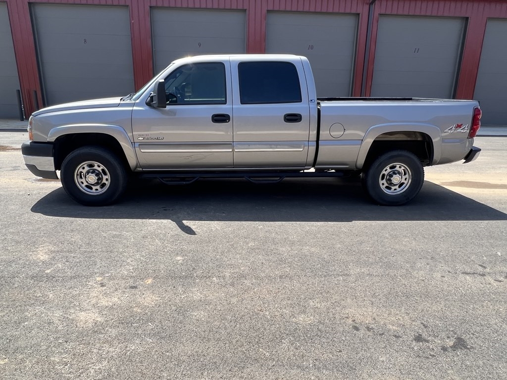 Chevrolet Silverado 2500HD Crew Cab Short Bed 4WD 2003 Chevrolet Silverado 2500HD Crew Cab Short Bed 4WD 2003