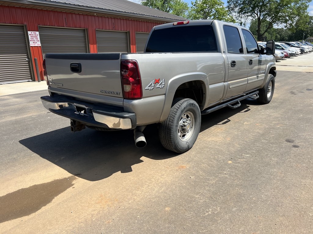 Chevrolet Silverado 2500HD Crew Cab Short Bed 4WD 2003 Chevrolet Silverado 2500HD Crew Cab Short Bed 4WD 2003