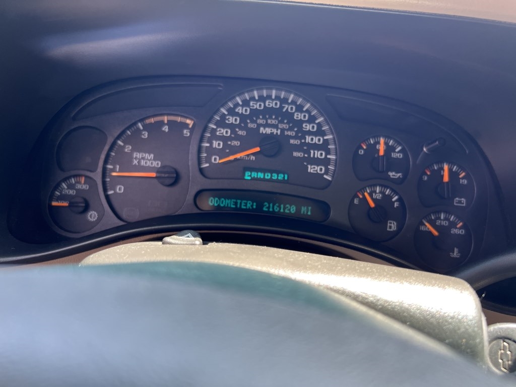 Chevrolet Silverado 2500HD Crew Cab Short Bed 4WD 2003 Chevrolet Silverado 2500HD Crew Cab Short Bed 4WD 2003