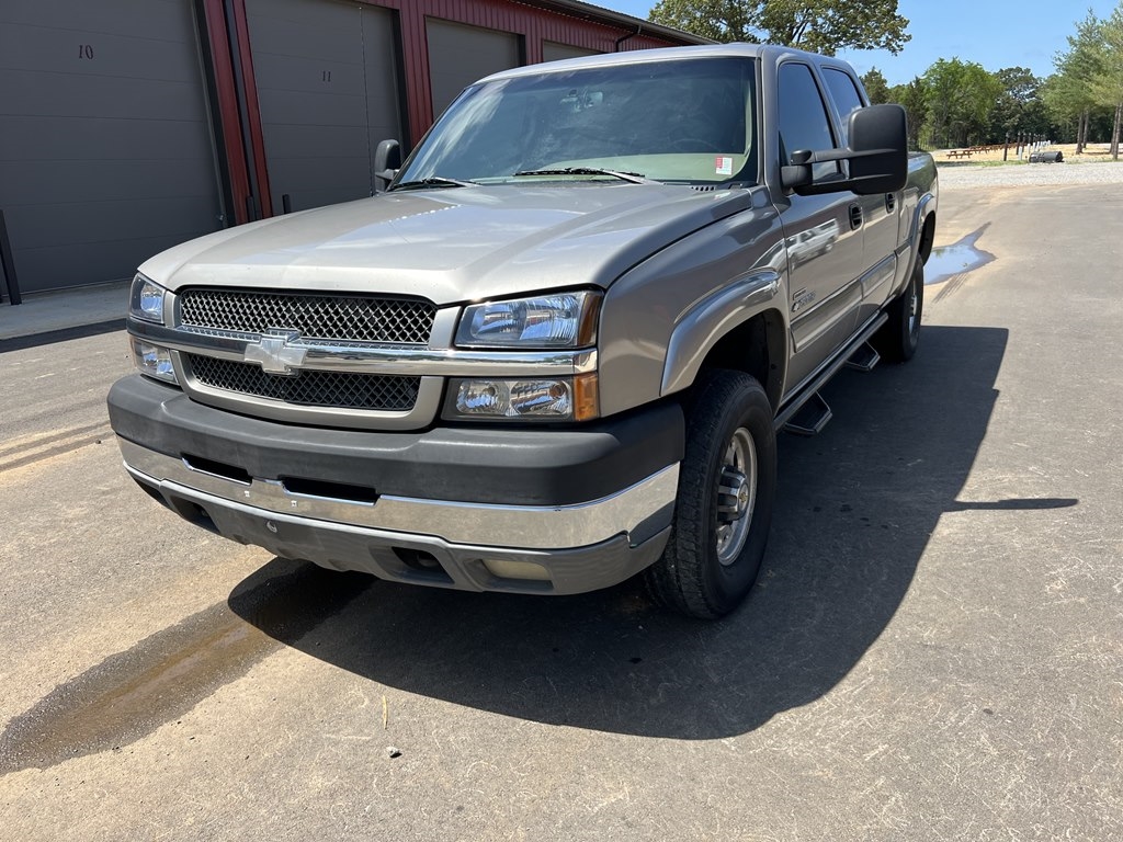 Chevrolet Silverado 2500HD Crew Cab Short Bed 4WD 2003 Chevrolet Silverado 2500HD Crew Cab Short Bed 4WD 2003