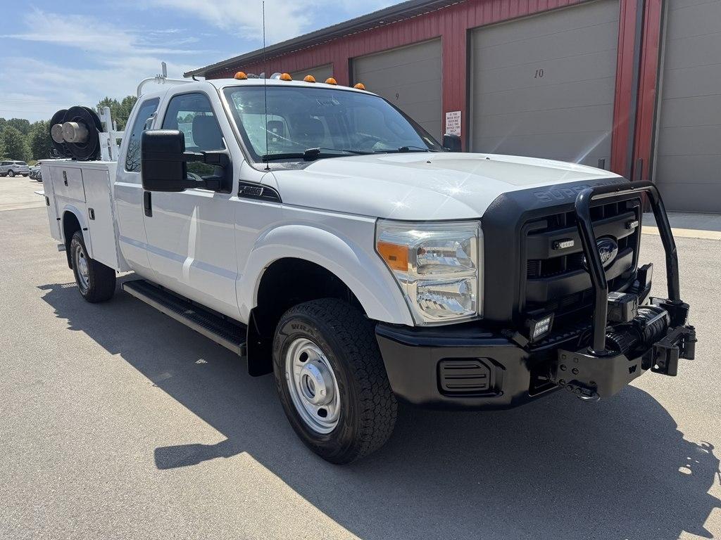 Ford F-250 SD XL SuperCab 4WD 2015