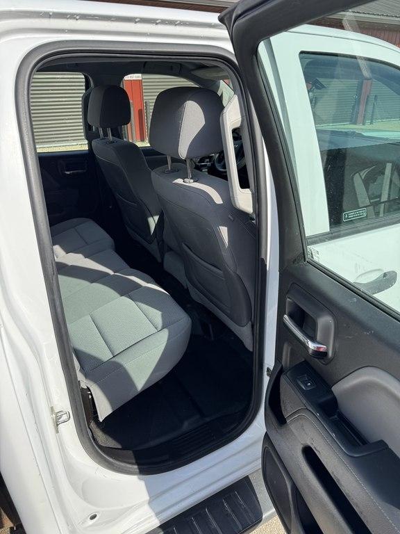 Chevrolet Silverado 2500HD Work Truck Double Cab 2WD 2015