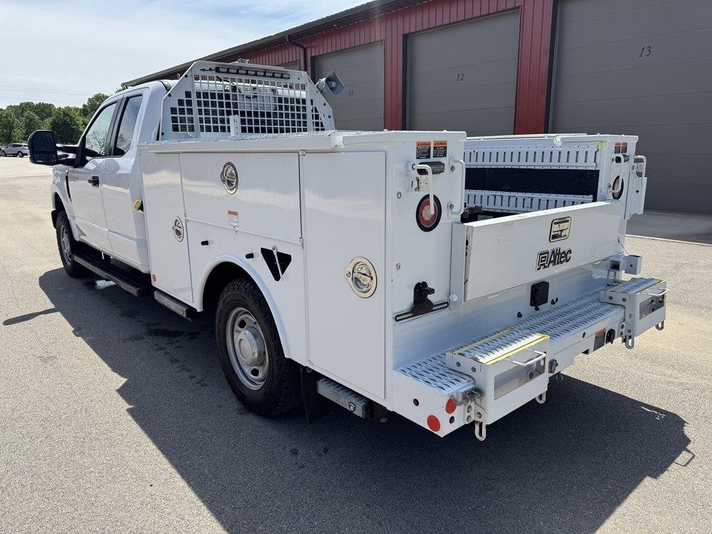 Ford F-350 SD XL SuperCab 4WD 2020