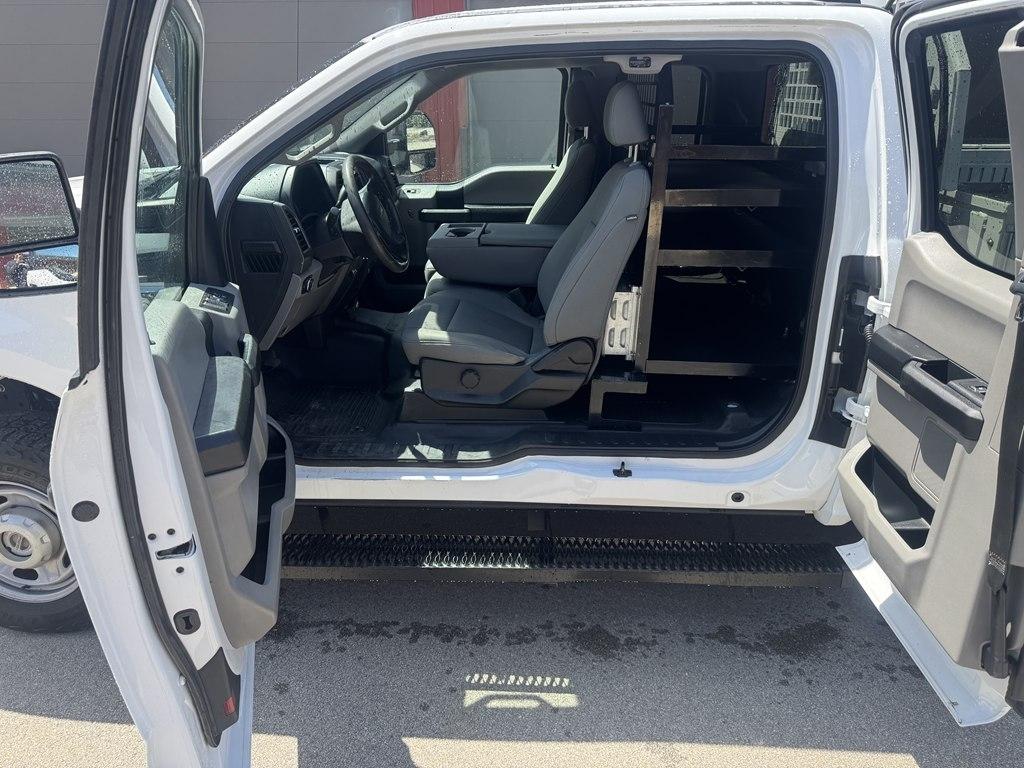 Ford F-350 SD XL SuperCab 4WD 2020
