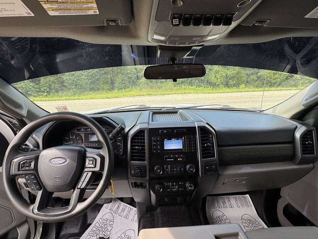 Ford F-350 SD XL SuperCab 4WD 2020