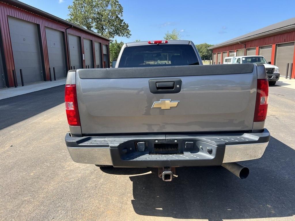 Chevrolet Silverado 2500HD Work Truck Crew Cab Long Box 4WD 2008
