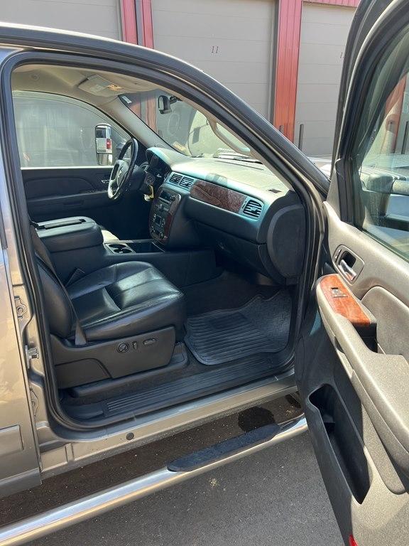 Chevrolet Silverado 2500HD Work Truck Crew Cab Long Box 4WD 2008